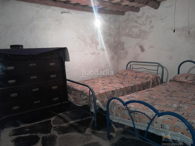 Foto a487f6ba-c65a-4b1b-bb1f-2062c8306645. Casa a la 1 a Aracena