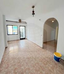 Pis  Calle doctor jiménez encina. Piso a reformar en venta en el calvario