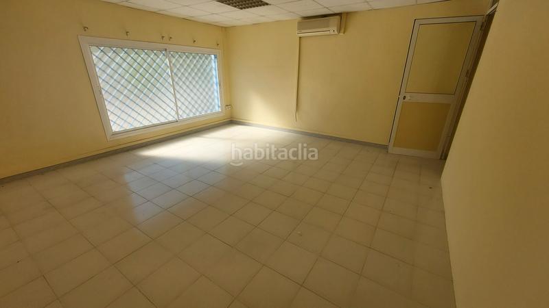 Foto acd35bb6-a245-41e4-9666-533f94e773e8. Affitto locale commerciale in Cártama