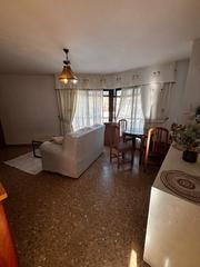 Piso en El Molinillo - Capuchinos. Piso con parking y trastero en el centro
