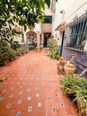 House in Calle navarra 32. Casa de 6 dormitorios, 2 baños, patio y terraza en cártama – cm3
