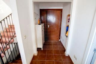 Maison à Calle concepción 66. Casa en esquina con aparcamiento y piscina privada en cártama –