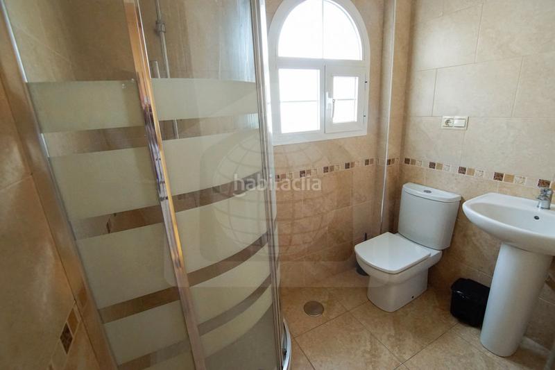 Foto 36341ca0-e934-4a51-9d64-6943e1aca1b4. Casa en calle concepción 66 casa en esquina con aparcamiento y piscina privada – cm420a en Cártama