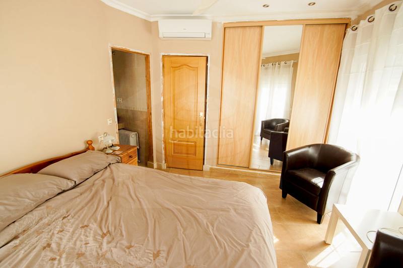 Foto 6c19d1e1-b115-4f6a-a8de-a3a183e7ce0f. Casa en calle concepción 66 casa en esquina con aparcamiento y piscina privada – cm420a en Cártama