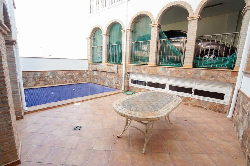 Foto 858a44a9-f6e0-4387-8444-d1ea77405c41. Casa en calle concepción 66 casa en esquina con aparcamiento y piscina privada – cm420a en Cártama
