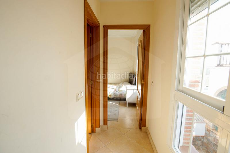 Foto dac1805a-744e-40c2-8f12-d636e6673cec. Casa en calle concepción 66 casa en esquina con aparcamiento y piscina privada – cm420a en Cártama