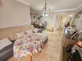 Pis a Calle estornino 4. Piso de 3 dormitorios, 2 baños, garaje y trastero en cártama – c
