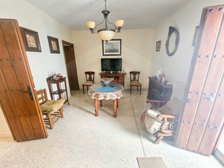 House  Plaza de la constitución 8. Casa de 1 planta de 2 dormitorios y patio en cártama- cm215c