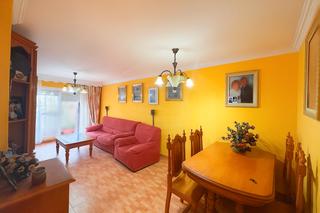 Appartement  Calle manuel de los reyes otero 4. Piso en venta en torremolinos