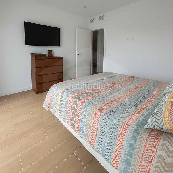 Foto 22dbdd5f-fec7-4784-afc8-e7b7ea18c2a8. Casa a schiera in calle real 27 in Cártama