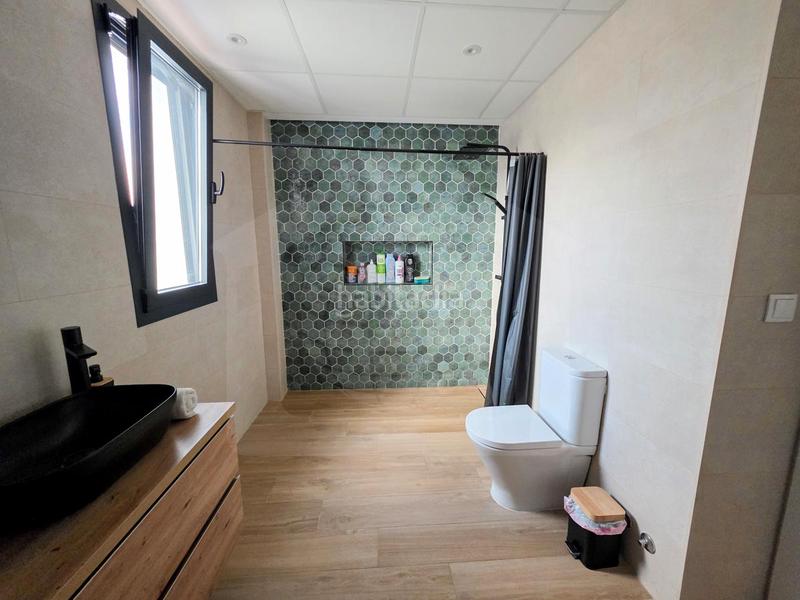 Foto ec1d80b2-cd75-43ba-b01d-4d2d681d9aef. Casa a schiera in calle real 27 in Cártama