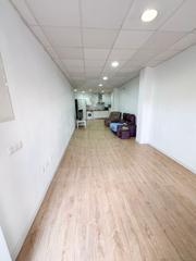 Local Comercial a Calle Santo Cristo 9