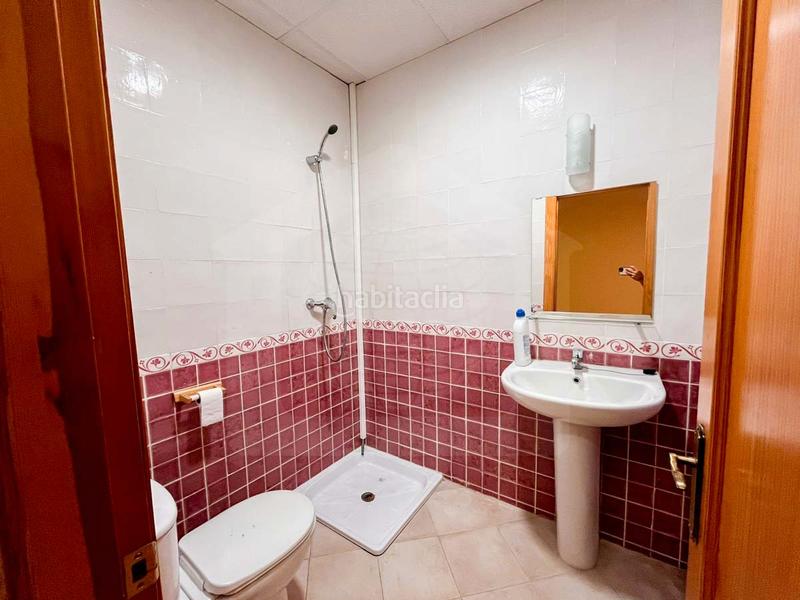 Foto b86facb2-4b64-4bae-879a-3f9e609090cd. Geschäftsraum in calle juan carlos i 50 in Cártama