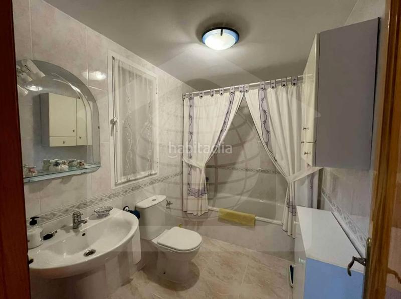 Foto 14f42c2b-f41e-4b87-bb42-7d9560faff5d. Pis a calle maestro solano 7 a Manantiales-Estación de Autobuses Torremolinos