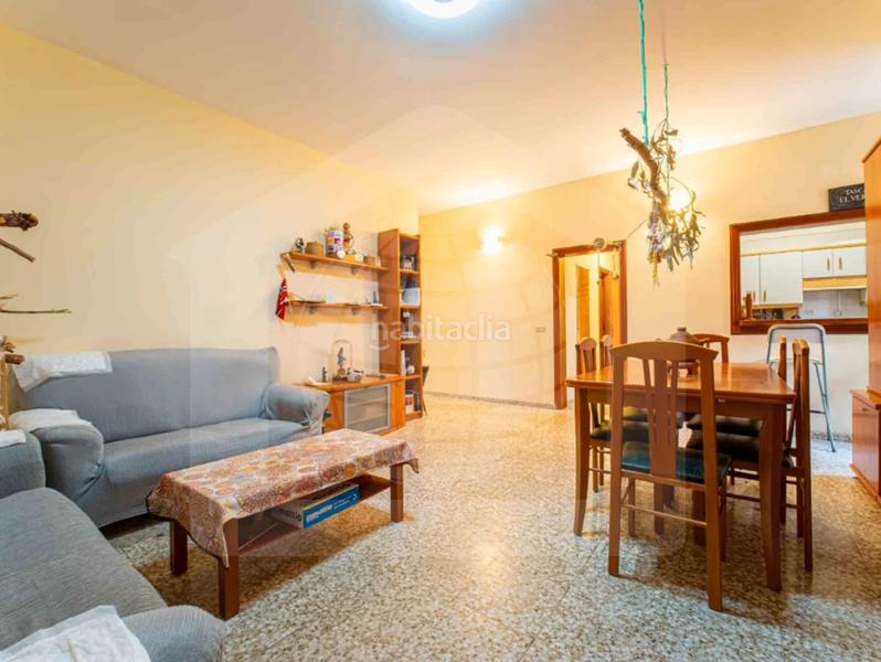 Foto 2f3d203a-3f2d-42e8-93de-0a4842e5a4f3. Appartamento in calle héroe de sostoa 45 in Parque Ayala - Jardín de la Abadía - Huelín Málaga