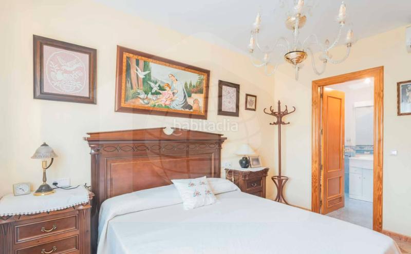 Foto c8d011ff-2c4d-4351-aad1-65c68c3b1bb6. Pis a calle josé sánchez rando 8 a Ayuntamiento Torremolinos