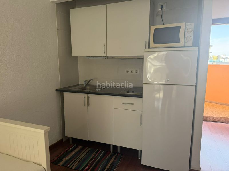 Foto 750c4837-181c-4d9e-8839-3c5f8b75c72e. Estudi a avenida joan miró 13 a Calvario Torremolinos