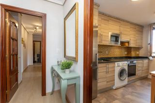 Flat in Calle río arba 4. Piso en venta zona centro torremolinos