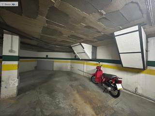 Aparcament cotxe a Tordera. Parking calle tapers de 16m2