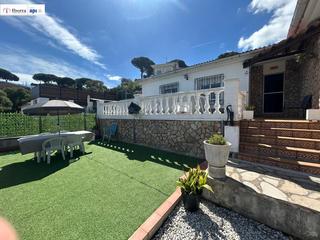 Maison à Mas Mora-Sant Daniel. Torre en urbanización mas mora de tordera