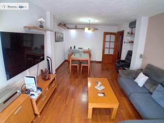 Flat in Tordera. Espectacular piso en el centro de tordera con terraza