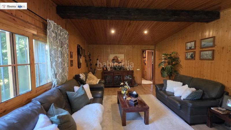 Foto f9a56c27-8186-4116-8eec-18d2d0cc09ee. Maison avec parking piscine dans Tordera Tordera