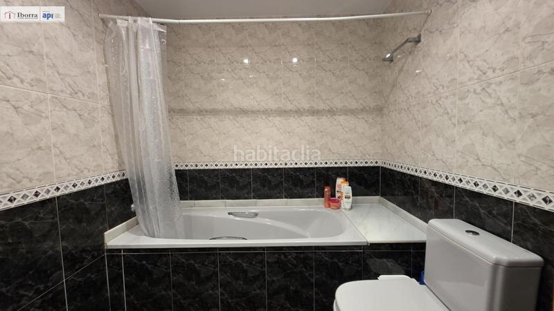 Foto 218e63dc-dd48-4d63-84bb-7a96d0e7a037. Maison jumelée avec chauffage parking dans Tordera Tordera