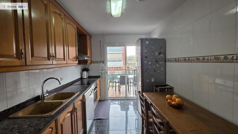 Foto ab62a19b-5d88-4eac-b50f-ac78e718f9db. Maison jumelée avec chauffage parking dans Tordera Tordera