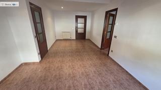 Piano terra in Sant Pere. Planta baja de 3 habitaciones en el barrio sant pere de tordera