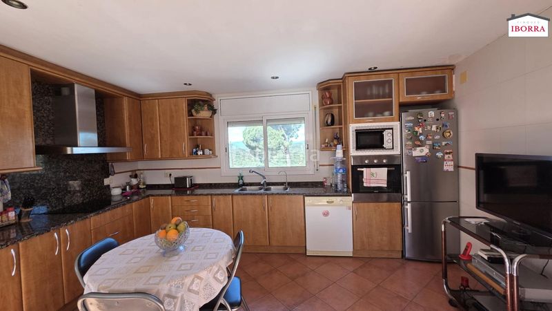 Foto 91ebf18c-81af-4e06-bd4a-ab38dc501026. Casa  independiente en urbanización mas mora en Tordera