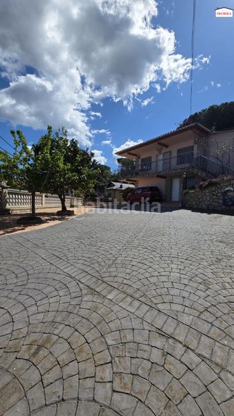 Foto 9f93ea57-78f2-4269-a193-03421e864ed0. Casa  independiente en urbanización mas mora en Tordera