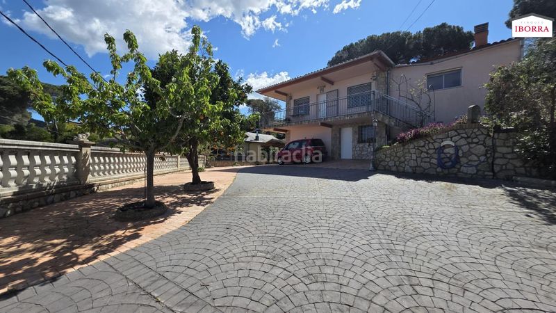 Foto b90e59f3-dd1d-4fc2-a8be-7456b95d77d4. Casa  independiente en urbanización mas mora en Tordera