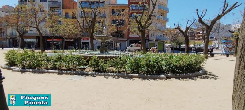 Foto 7e87ec93-79d9-4ee2-b4f6-2d83d5fb4e09. Local comercial a Centre Pineda de Mar