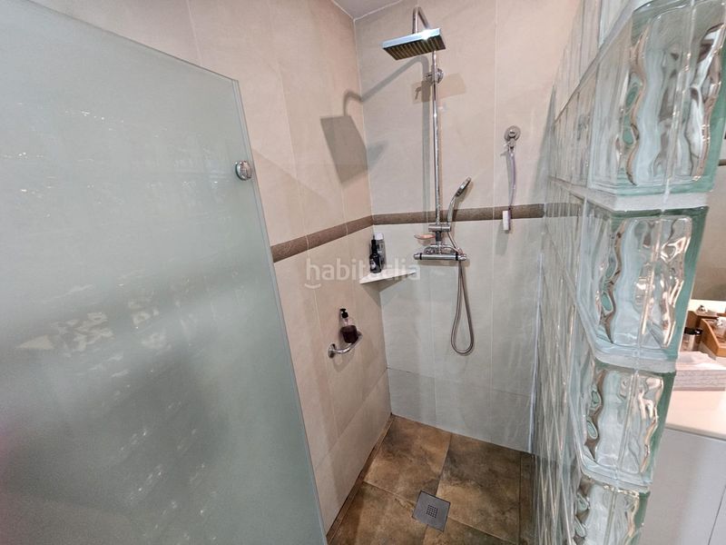 Foto ba7ec2da-ca51-42c8-b52c-91aa697b9ed3. Casa amb calefacció aparcament a Malgrat de Mar