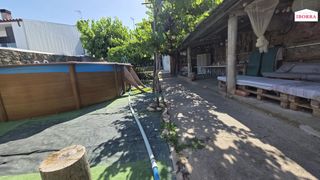 Haus in Tordera. Casa con dos viviendas independientes en pleno centro de tordera