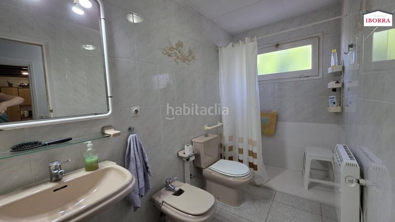 Foto 8b447be6-84bd-4ad9-b200-282cd4fd0fc6. Casa amb aparcament piscina a Tordera Tordera