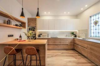 Piso en LAntiga Esquerra de lEixample. tico de diseo en eixample de 110m2