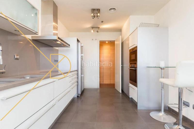 Foto 12072010-ae3d-4cc0-aeb1-f94705ddaf25. Miete dachwohnung mit heizung pool in Diagonal Mar i el Front Marítim del Poblenou Barcelona