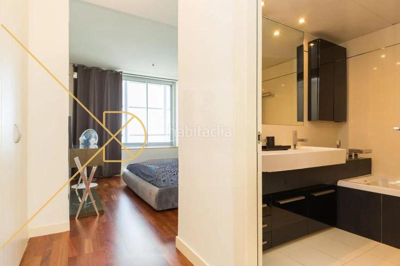 Foto 5535e0a2-20d9-4306-b0bf-4d68190f1ca0. Rent penthouse with heating pool in Diagonal Mar i el Front Marítim del Poblenou Barcelona