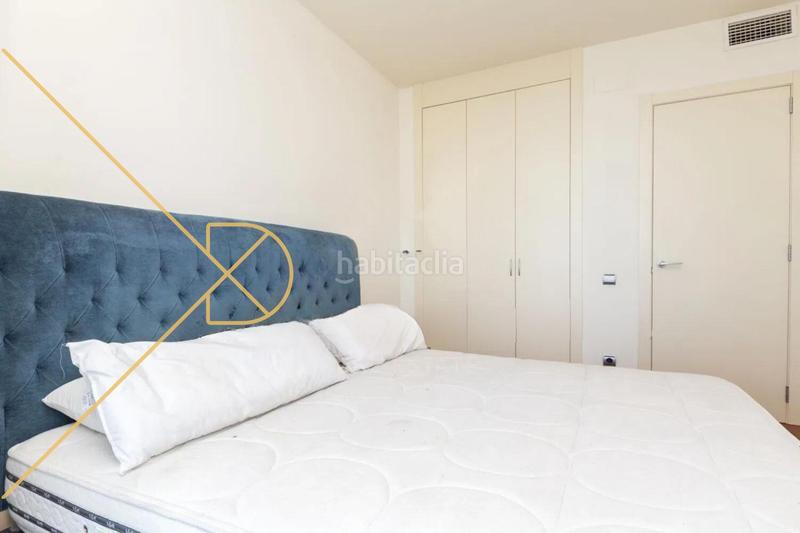 Foto 5f65678b-3fec-49f4-92b9-bde62ebf5e82. Rent penthouse with heating pool in Diagonal Mar i el Front Marítim del Poblenou Barcelona