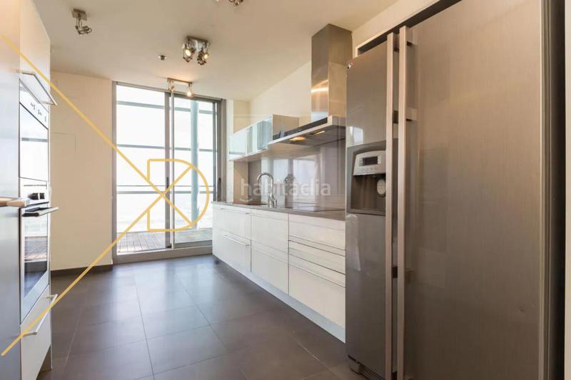 Foto 5fa7e486-9767-4e3a-97fe-b852d1e1b41d. Rent penthouse with heating pool in Diagonal Mar i el Front Marítim del Poblenou Barcelona