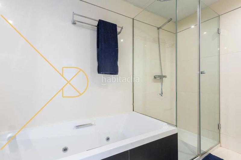 Foto d11bb243-f3b6-44e9-8a07-4c0279ea22e0. Rent penthouse with heating pool in Diagonal Mar i el Front Marítim del Poblenou Barcelona