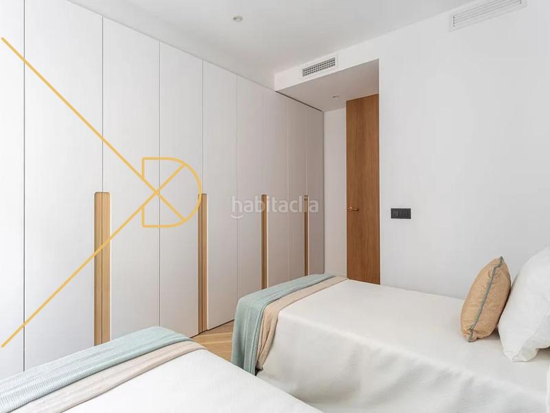 Foto 4a7d149b-b6cc-48cf-8307-f37926915c35. Apartamento piso increíble con terraza en dreta de leixample en Barcelona