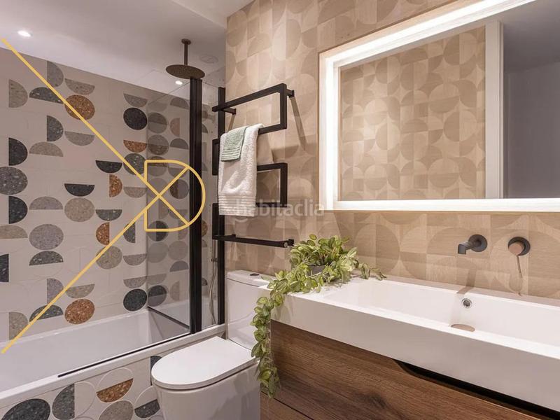 Foto 50a275a5-81e4-4863-90e0-d4327468213c. Apartamento piso increíble con terraza en dreta de leixample en Barcelona
