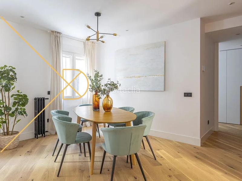 Foto bbc42aca-04d9-41c9-9684-6b406a5db630. Apartamento piso increíble con terraza en dreta de leixample en Barcelona