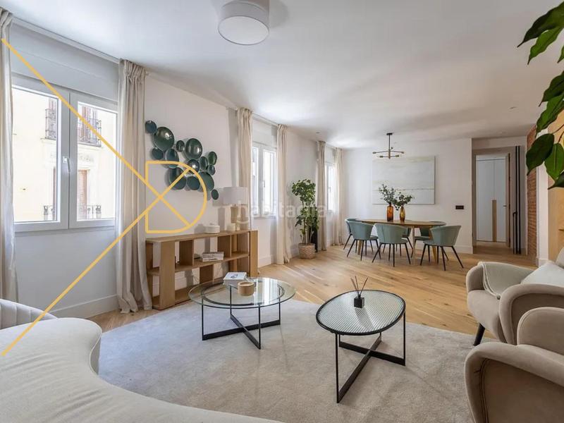 Foto f0a0a264-5a69-4916-977b-9240f559e947. Apartamento piso increíble con terraza en dreta de leixample en Barcelona