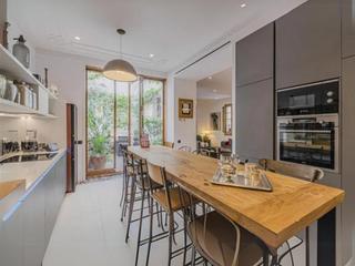Piso  Carrer portaferrissa. Piso increíble de 183m2 con una terraza de 17m2 en el gótico