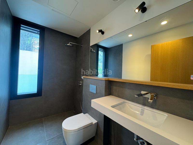 Foto 01c2dd55-7543-43d2-8f32-6fbc726dac6c. Casa con riscaldamento parcheggio piscina in Sarrià Barcelona