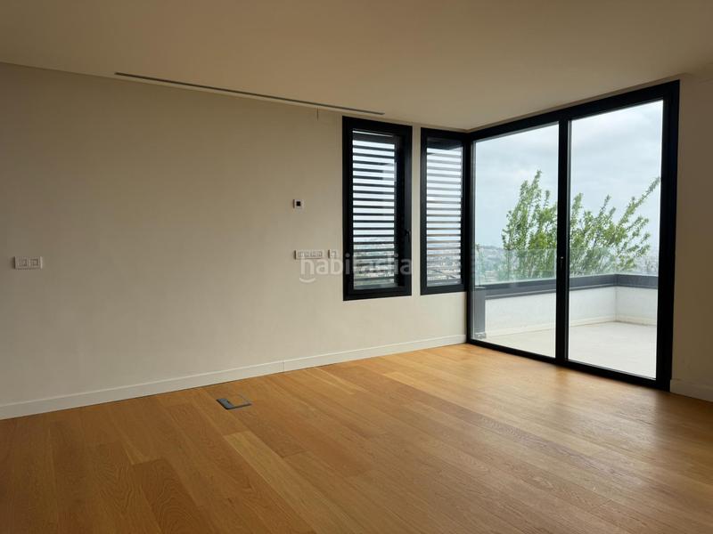 Foto 3504fab1-1503-4fa4-82ae-c681336988e0. Casa con riscaldamento parcheggio piscina in Sarrià Barcelona