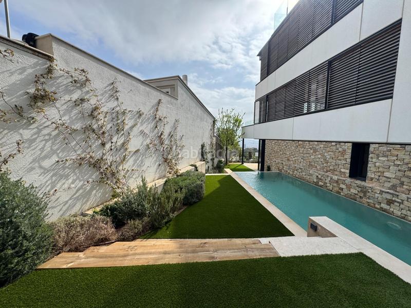 Foto 959c8cb6-5639-430c-9365-4785224c649c. Casa con riscaldamento parcheggio piscina in Sarrià Barcelona